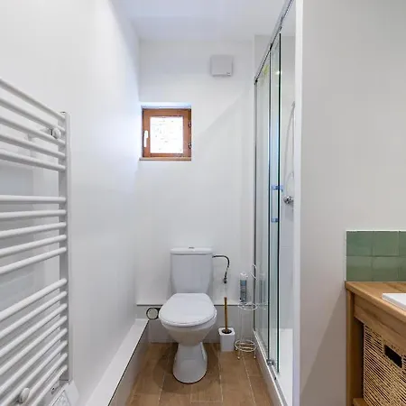 Joli Appartement, Proche Strbg 아파트 *